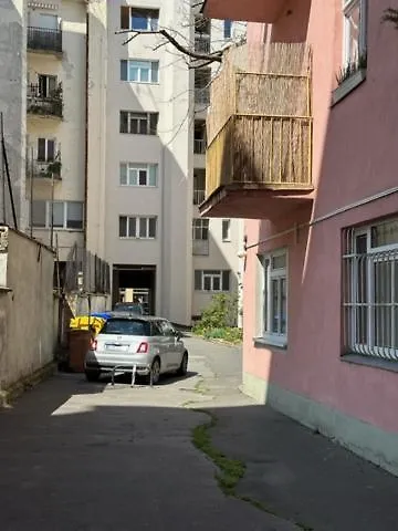 Sunny House One 布拉迪斯拉发