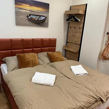 Sunny House One Apartman